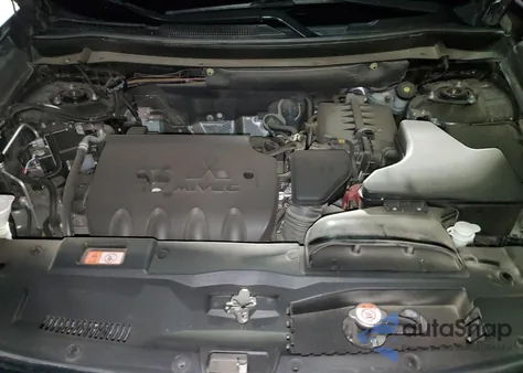 2020 Mitsubishi Outlander Se z USA, uszkodzony, nr VIN JA4AD3A3XLZ006448